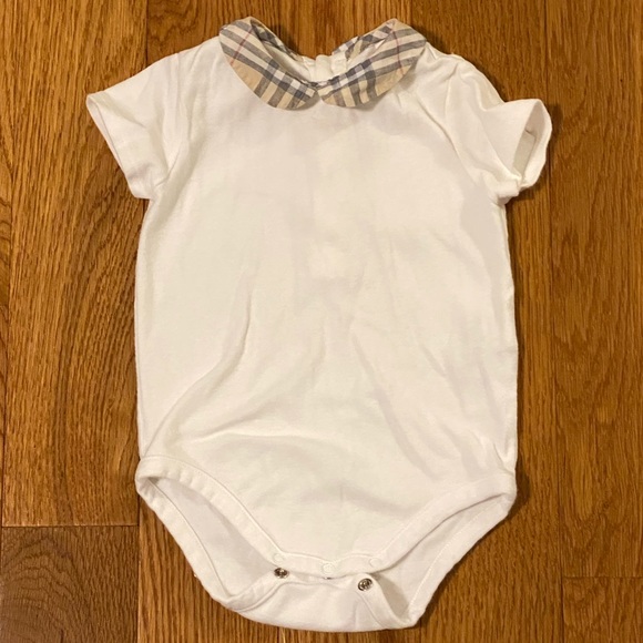 Burberry Other - Burberry Unisex Baby Onesie